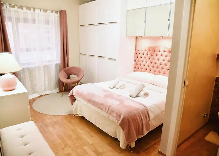 Chic And Elegant In The Heart Of