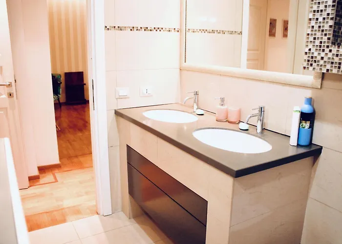 Chic And Elegant In The Heart Of Apartamento *